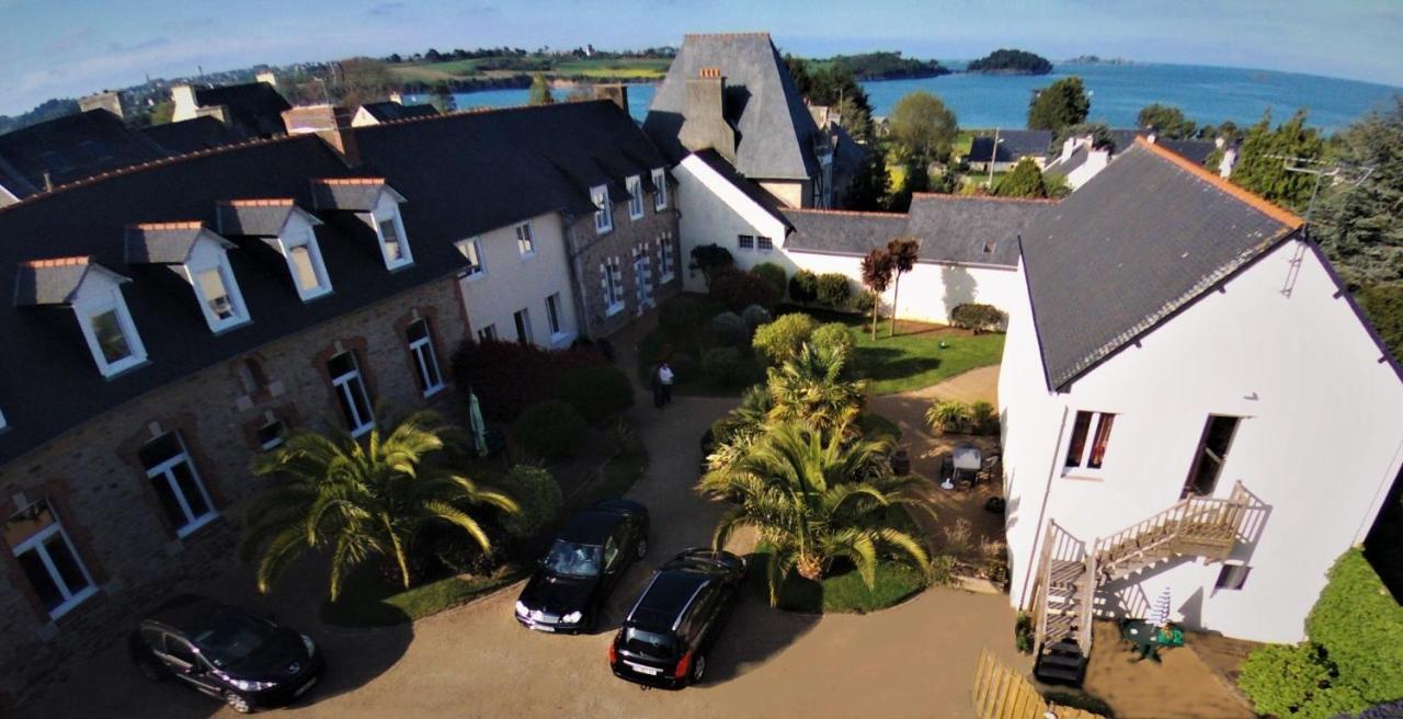 Chambres D'Hotes "Le Clos De La Baie" Paimpol Exterior photo